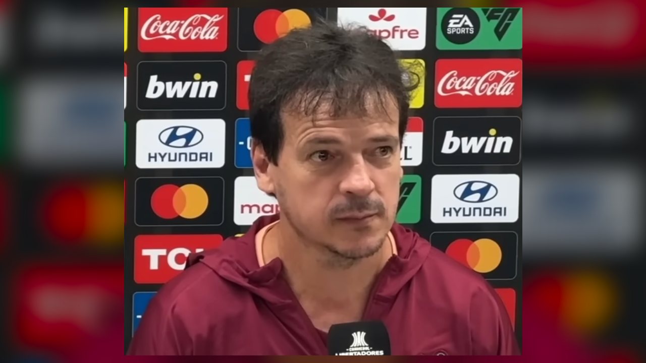 Diniz destaca coragem de Memphis após pênalti perdido em eliminação do Corinthians na Libertadores