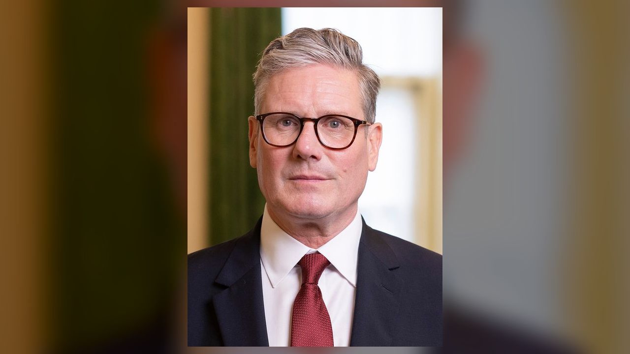 Keir Starmer renuncia ao mandato parlamentar e anuncia foco em política externa