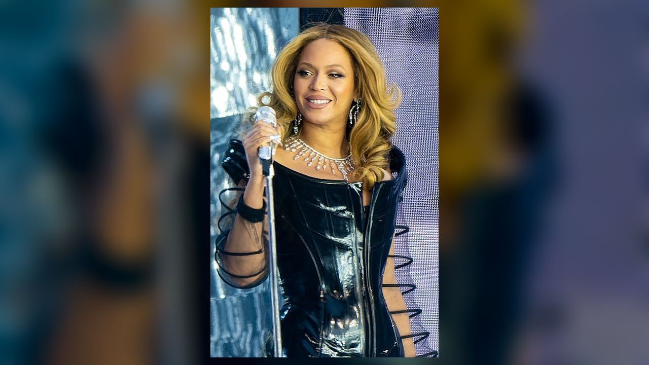 Beyoncé lança edição especial de 'B'Day' para celebrar 45 anos