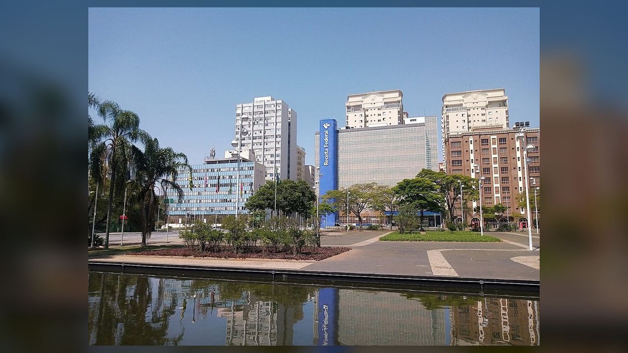 Receita Federal adia para novembro de 2026 obrigatoriedade da nova nota fiscal de serviços no Simples Nacional