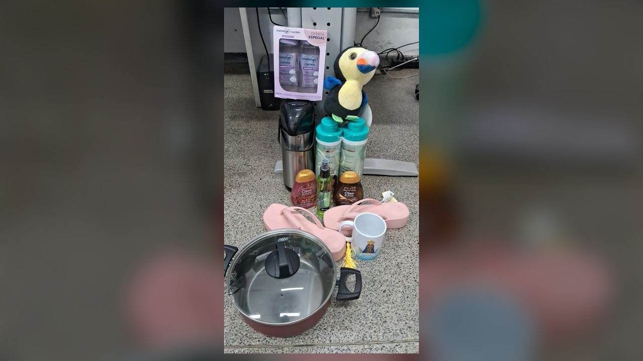 Policia prende mulher que entrava nos estabelecimentos como cliente e saía com produtos sem pagar