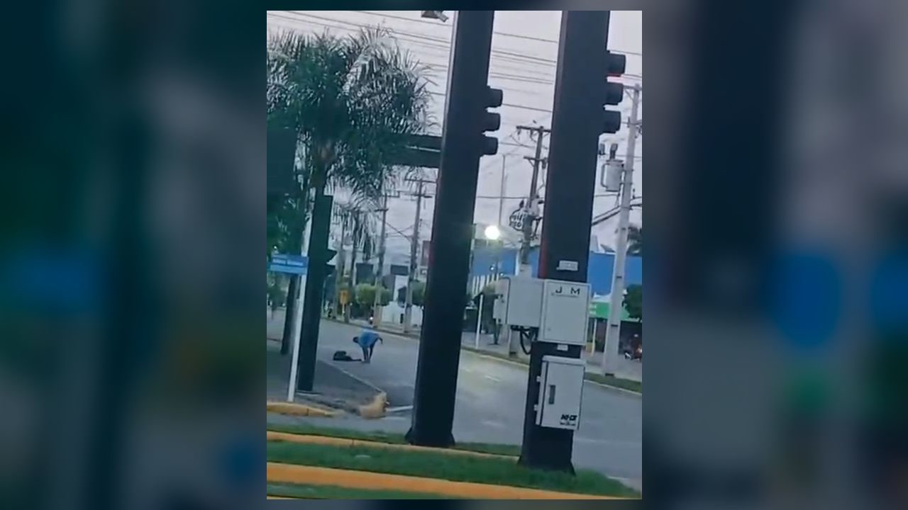 Adolescente de 17 anos morre após ataque a facadas em Lucas do Rio Verde; suspeito é levado à delegacia